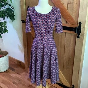 Women’s LULAROE Short Sleeve Rounded Neck Midi Dress S Size Small
